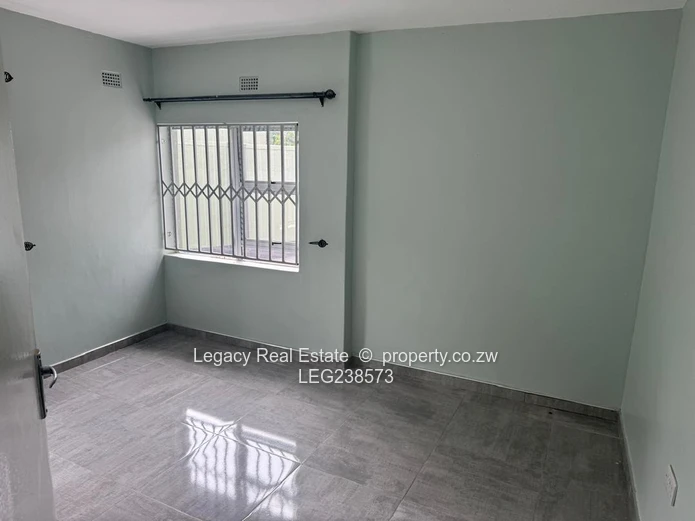 Beautiful 4-Bedroom House To Rent In New Zengeza 5