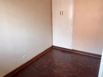2 Bedroom Flat & Apartment