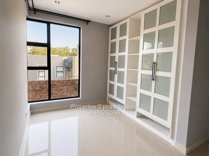 To Let | Glen Lorne | $2000 Per Month