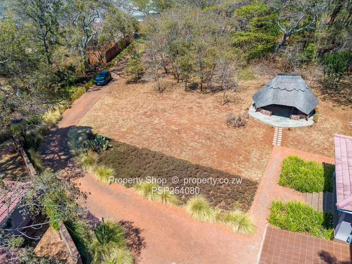 Chisipite 3-Bed Home with Sunroom, Garage & Solar