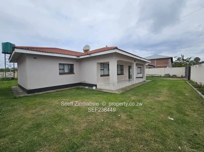 Exclusive 5-Bedroom Residence With Premium Amenities In Monavale 