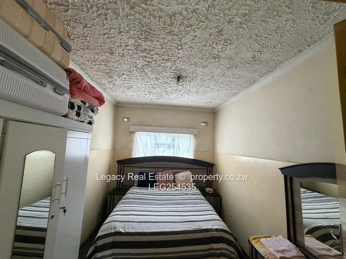 3-Bed Kuwadzana House — Walled, Paved, En-Suite, Garden (Sole Mandate)