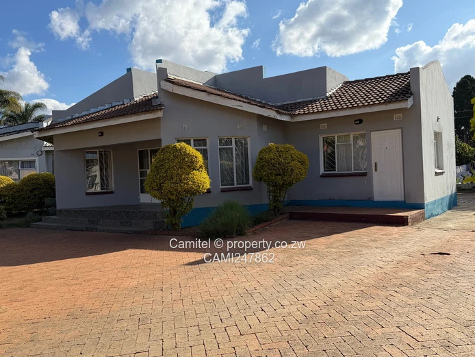 Marlborough 4-Bed Townhouse Complex — Solar, Walled