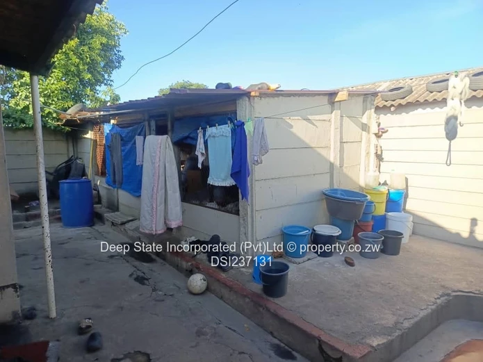 Highfields house for sale (western triangle)