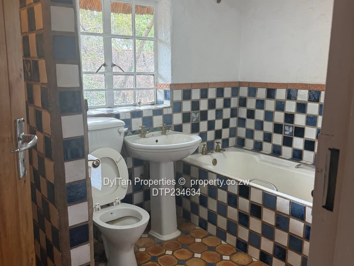 Charming 2 bedroomed Cottage located in Philadelphia 
