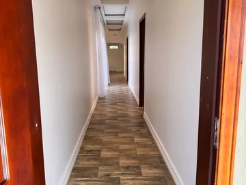 8 Bedroom House
