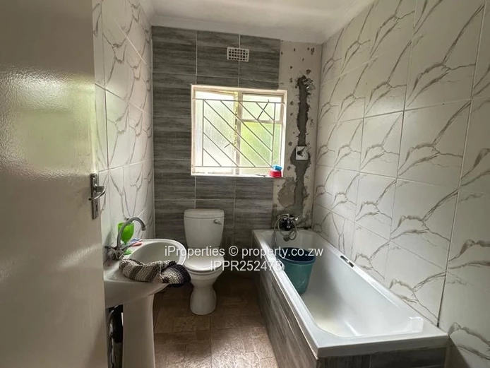4 Bedroomed house for sale in Marlborough $160,000