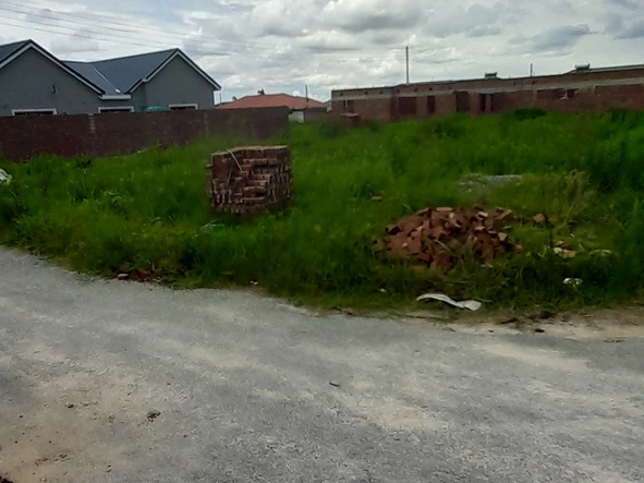 Stands & Residential Land