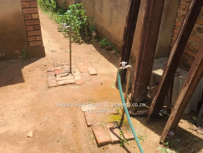 4 Bedroomed Incomplete House For Sale In Warren Park Graceland.