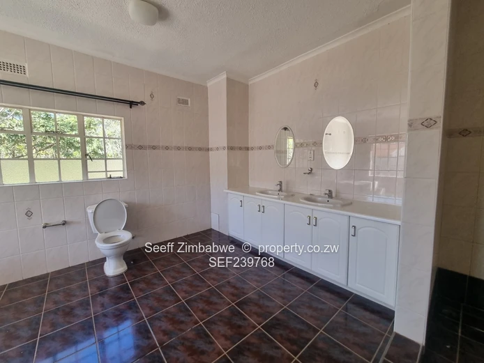 Grandeur and Elegance on Folyjon Crescent – A Glen Lorne Masterpiece