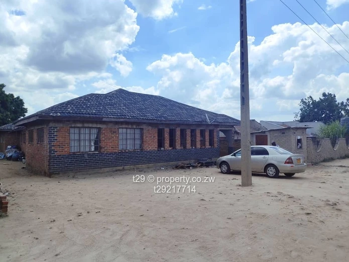 Mainway Meadows incomplete house for sale