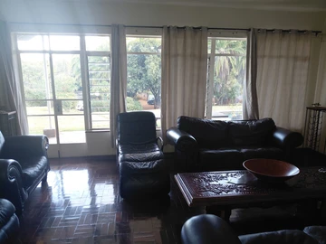 10 Bedroom House
