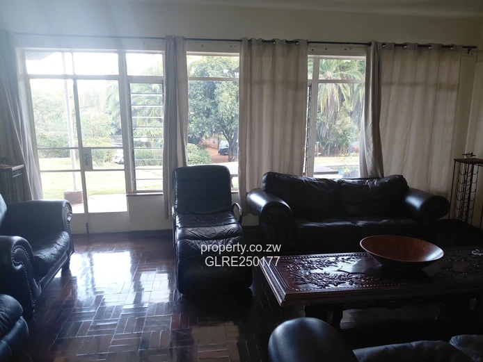 Single-Storey 10-Bed Mount Pleasant Bungalow w/ Pool