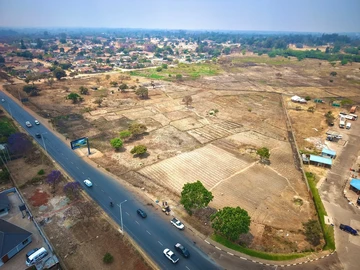 Commercial & Industrial Land