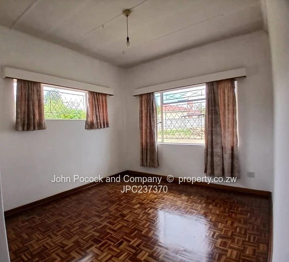 Charming Family Home In The Heart Of Woodlands!