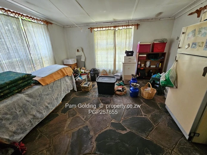 Comfortable 3-Bed Burnside Home