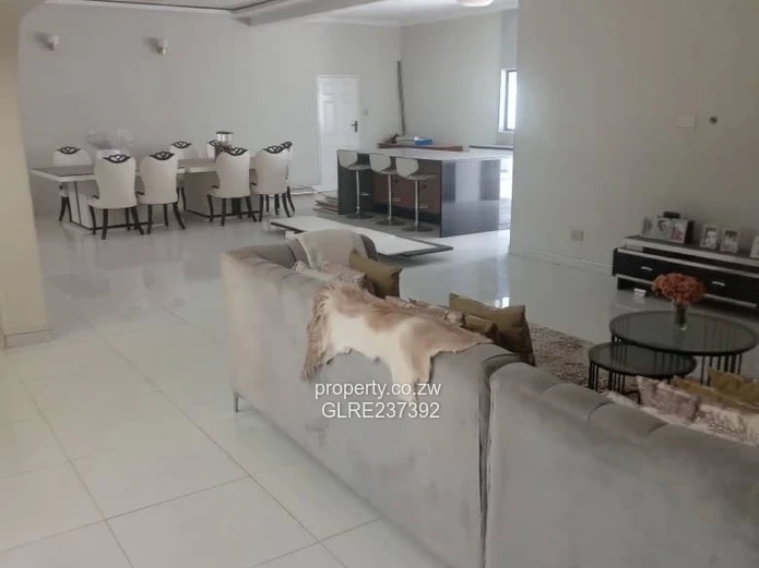 To Let Luxurious 3-Bedroom Cluster home for Rent