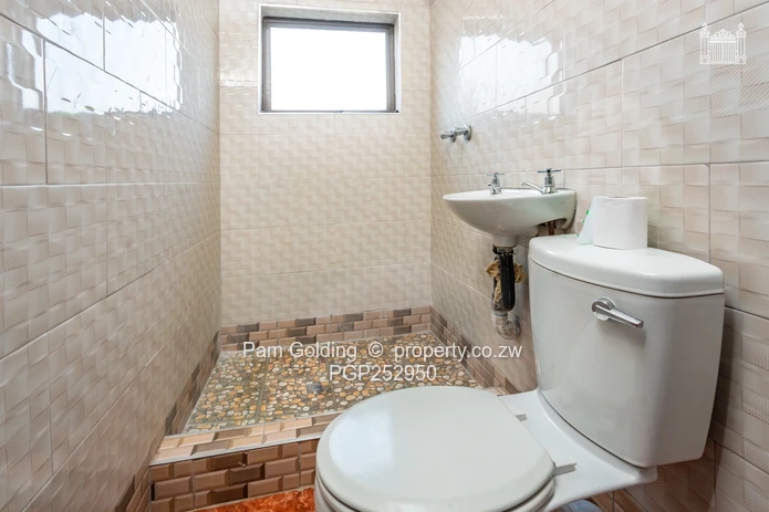 Spacious 6-Bedroom Double-Storey Home in Twin Lakes, Norton (Sole Mandate)