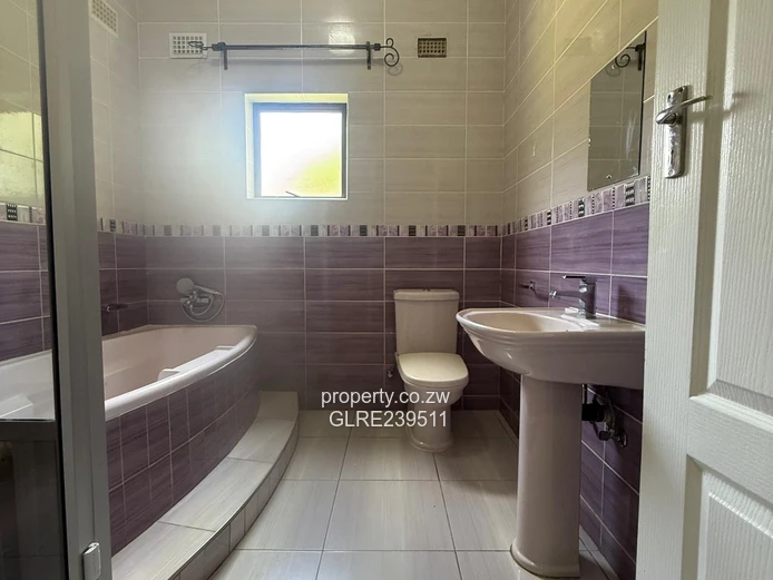 Greystone Park - Spacious 3-Bedroom House For Rent! 