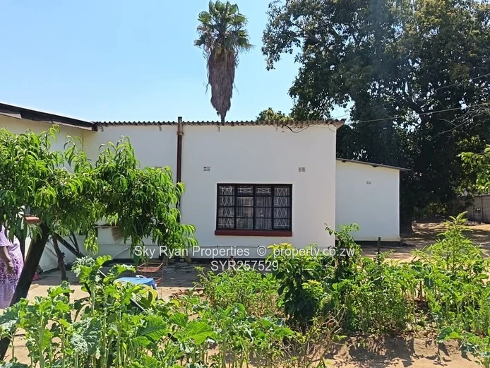  *Hatfield - 4,051Sqm On St Patricks Main Road