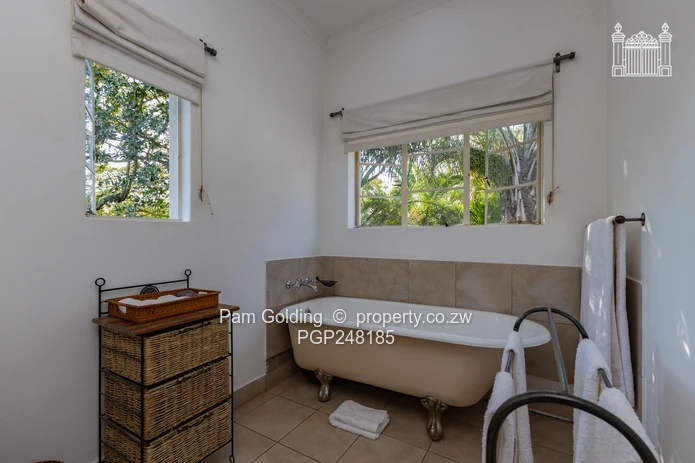 Elegant Family Residence on Orange Grove Drive, Highlands