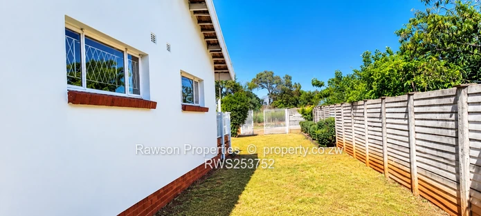 Cotswold, Bulawayo Close To Plumtree Road