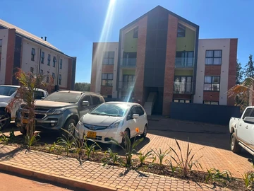 4 Bedroom Flat & Apartment