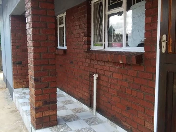 Zimre  Park House For Sale