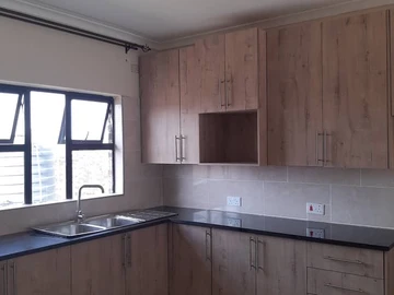 3 Bedroom Flat & Apartment