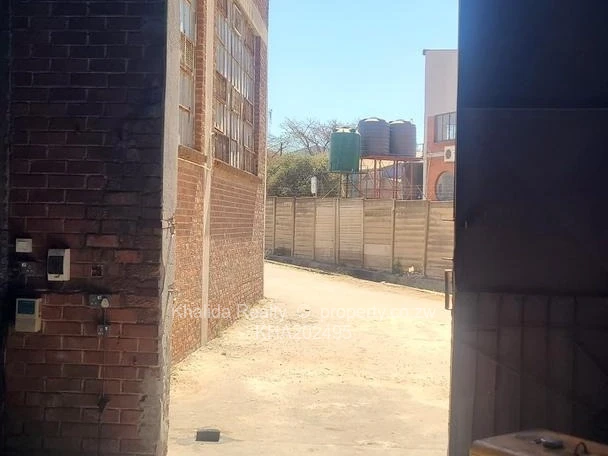 Msasa Park warehouse for rentm 