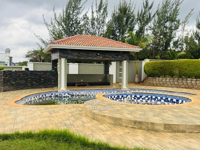 Luxury Brookview Estate For Sale 