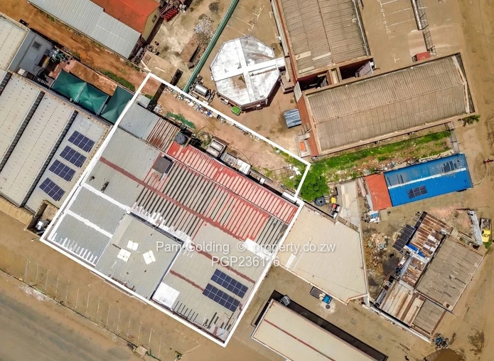 Commercial building for sale