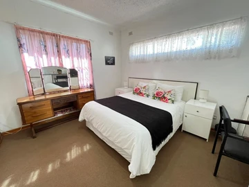 2 Bedroom Garden Flat