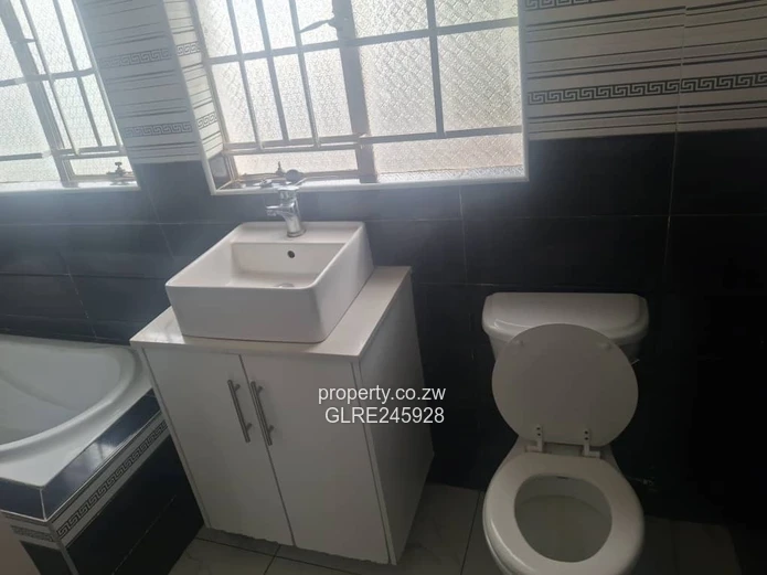 Spacious 2BR Westgate Home — Borehole & Large Paved Yard