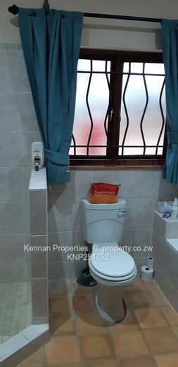 2 Bedroom Cottage In Helensvale (Sole Mandate)