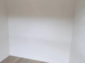 2 Bedroom Flat & Apartment