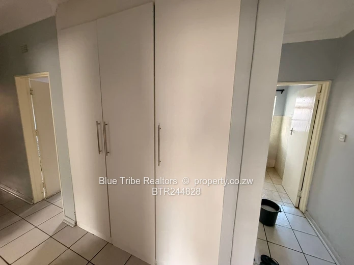 House for rent in Waterfalls 