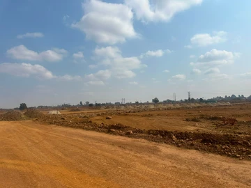 Commercial & Industrial Land