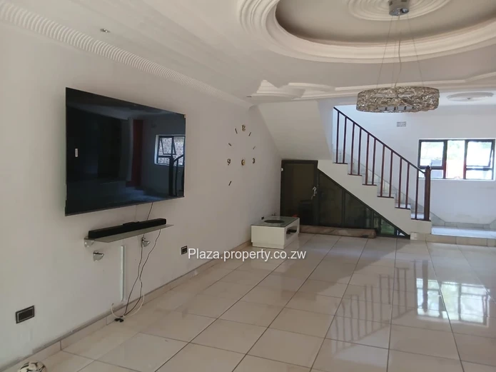 Monavale - Expansive Split-Level Family Home