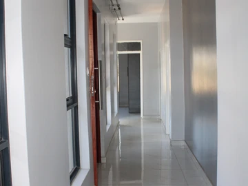 4 Bedroom Garden Flat