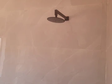 3 Bedroom Flat & Apartment