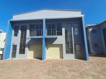 3 Bedroom Townhouse Complex