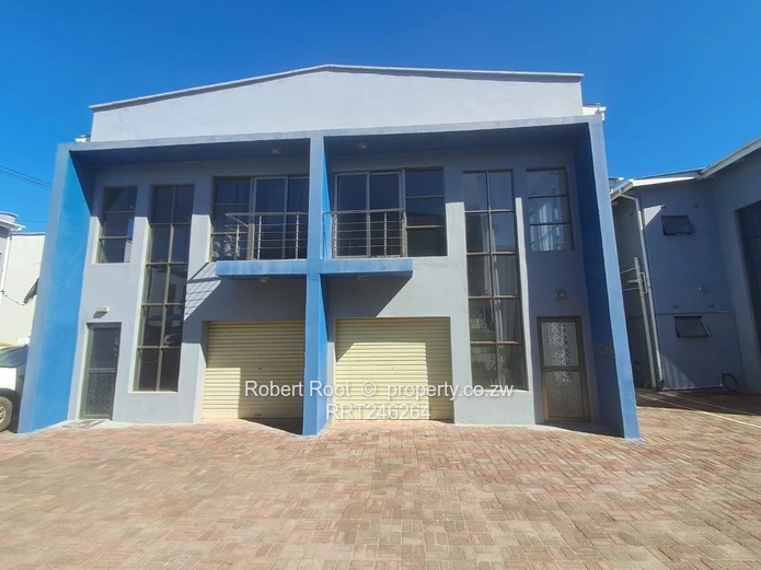 Spacious 3 bed duplex townhouse