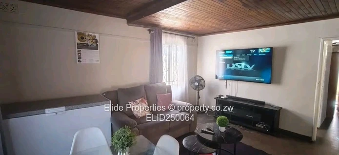 Well-kept 3-Bed Kuwadzana Home - Verandah & Walled