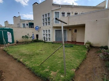 3 Bedroom Townhouse Complex