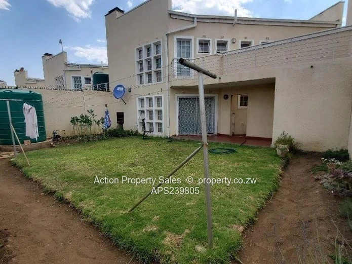 Neat 3 Bed Apartment In Avondale! 