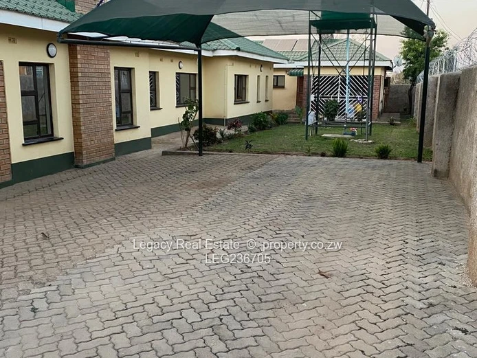 Ideal For Residential Or Commercial Use Secure Karoi Westview Property For Sale