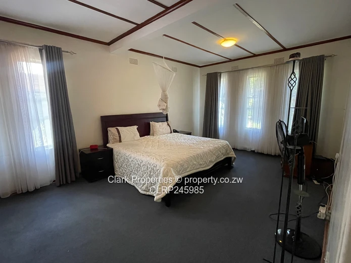Neat & Versatile 3-Bedroom Home in Suburbs