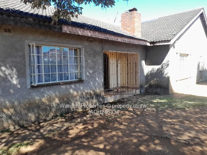 Quick sale!!! Beautiful and Unique house in Borrowdale West