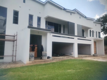 4 Bedroom Garden Flat